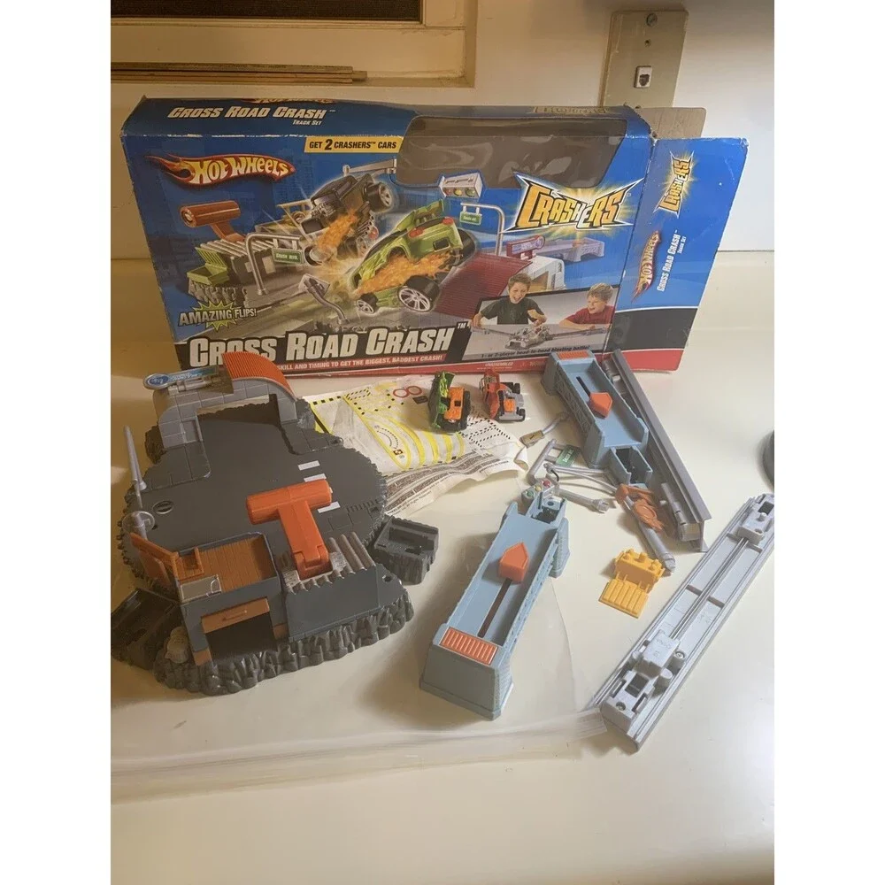 Hot Wheels this crossroads